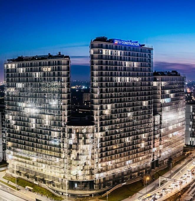 Gustowny Apartament Na Woli Varsavia Esterno foto